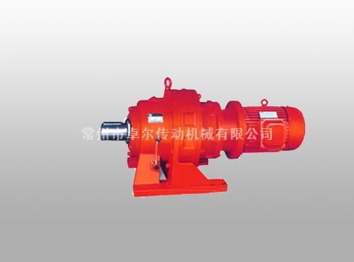 B、X系列擺線(xiàn)針輪減速機(jī)
